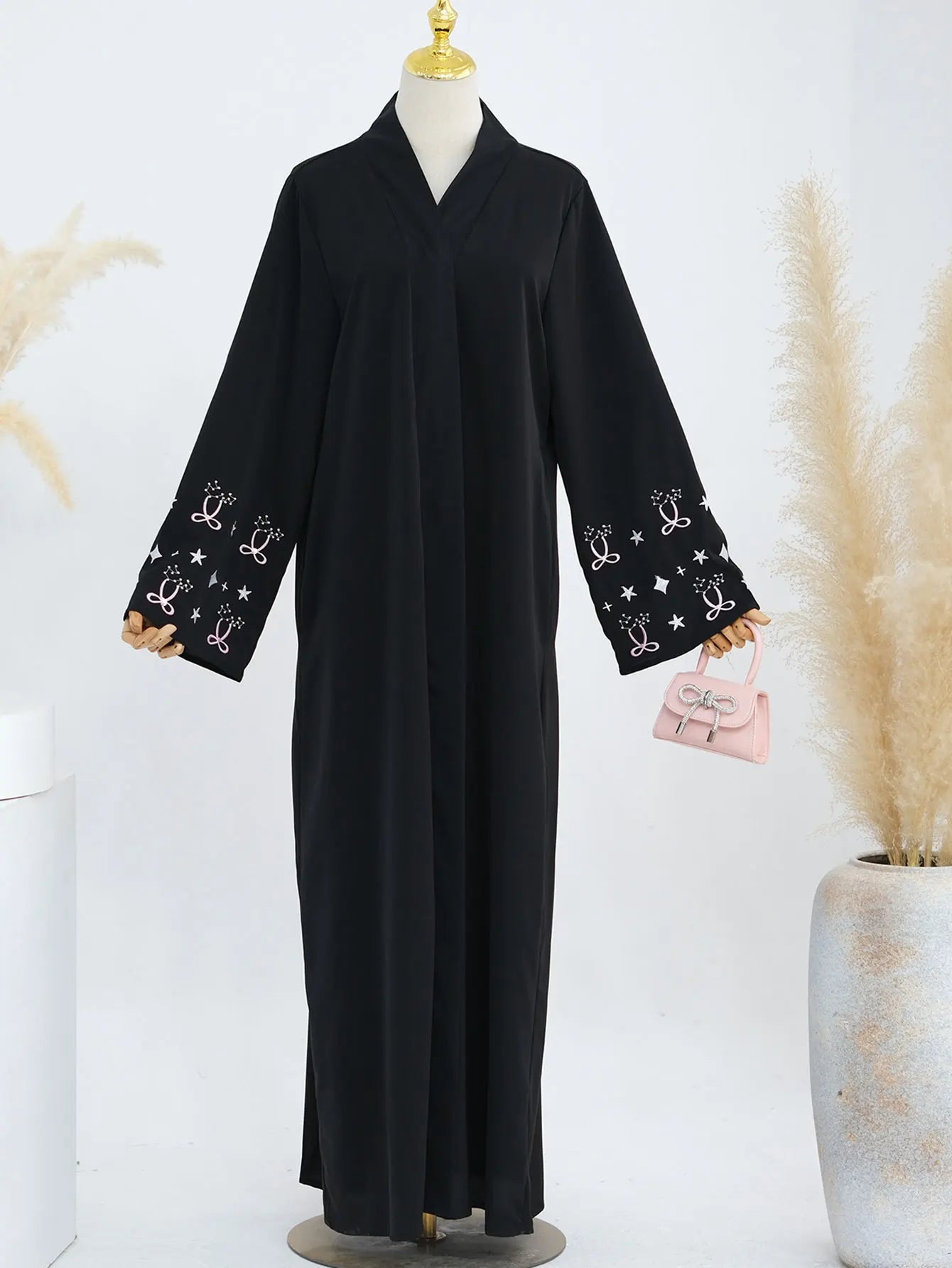 Aura Prestige Embroidered Abaya™